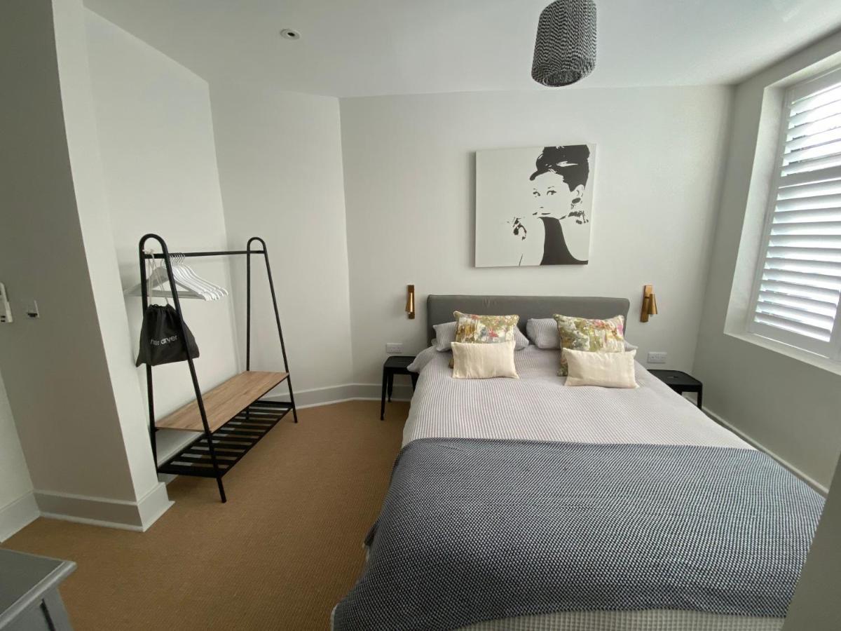 טוויקנהאם May Road, Stylish Townhouse מראה חיצוני תמונה